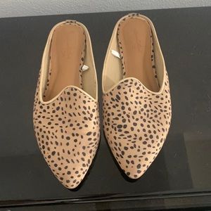 Universal Thread mules